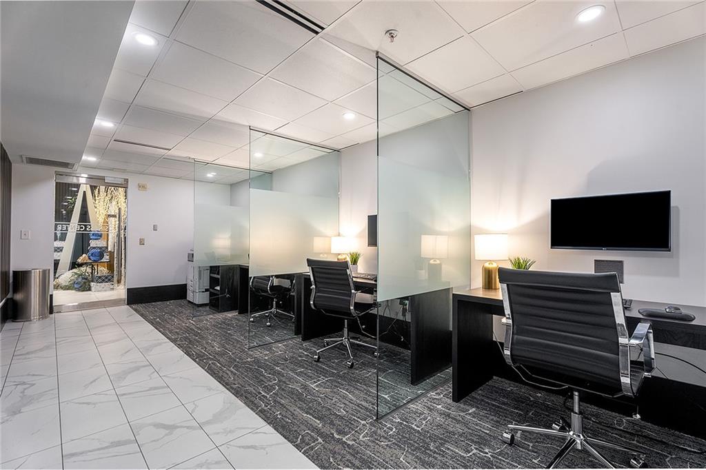 400 W Peachtree Street NW Unit 2706