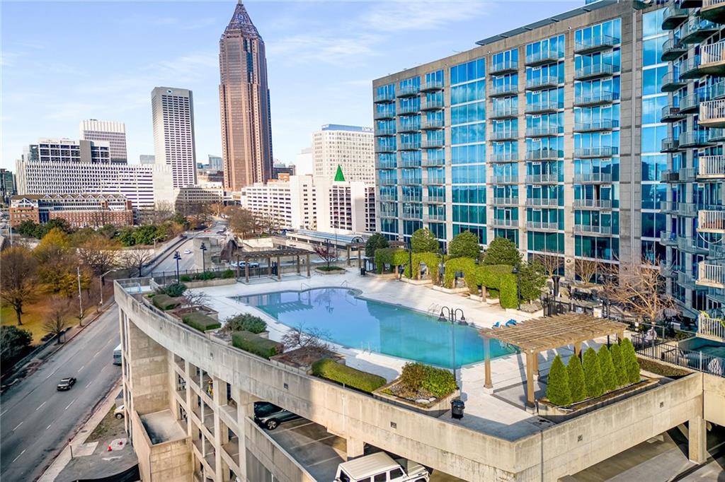 400 W Peachtree Street NW Unit 2706
