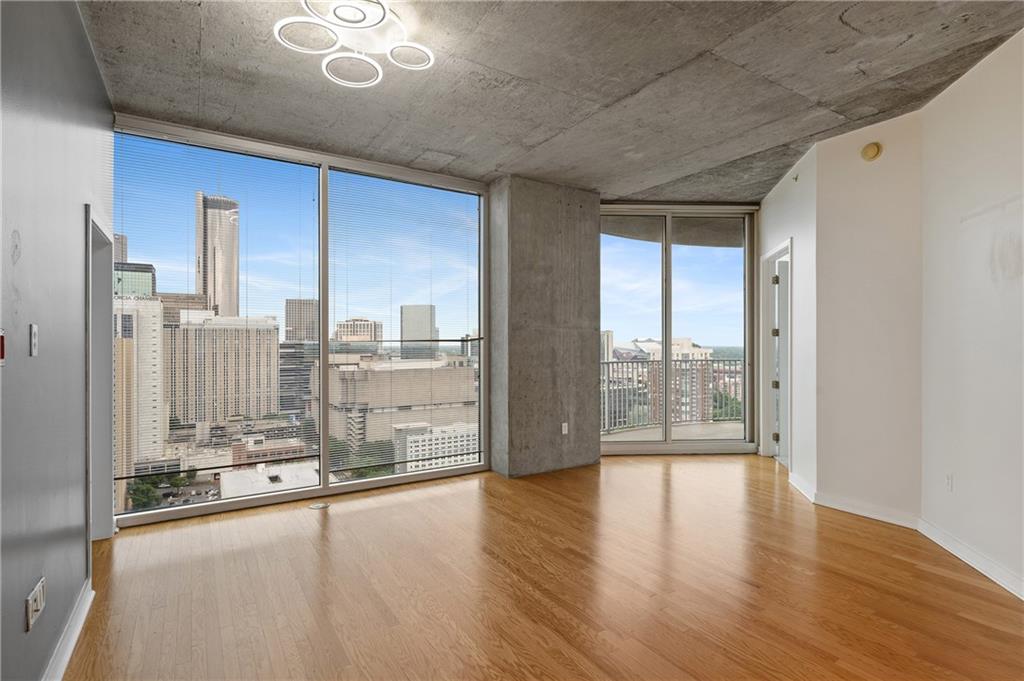 400 W Peachtree Street NW Unit 2706