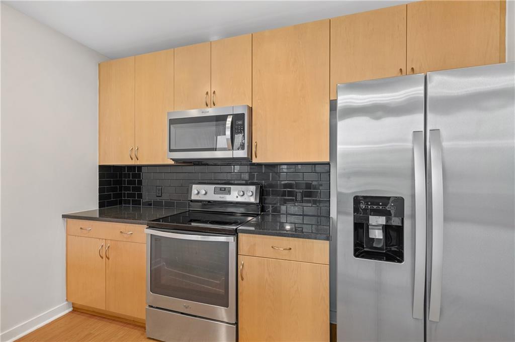 400 W Peachtree Street NW Unit 2706