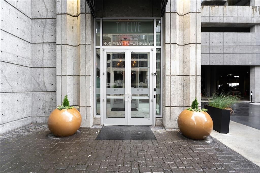 400 W Peachtree Street NW Unit 2706