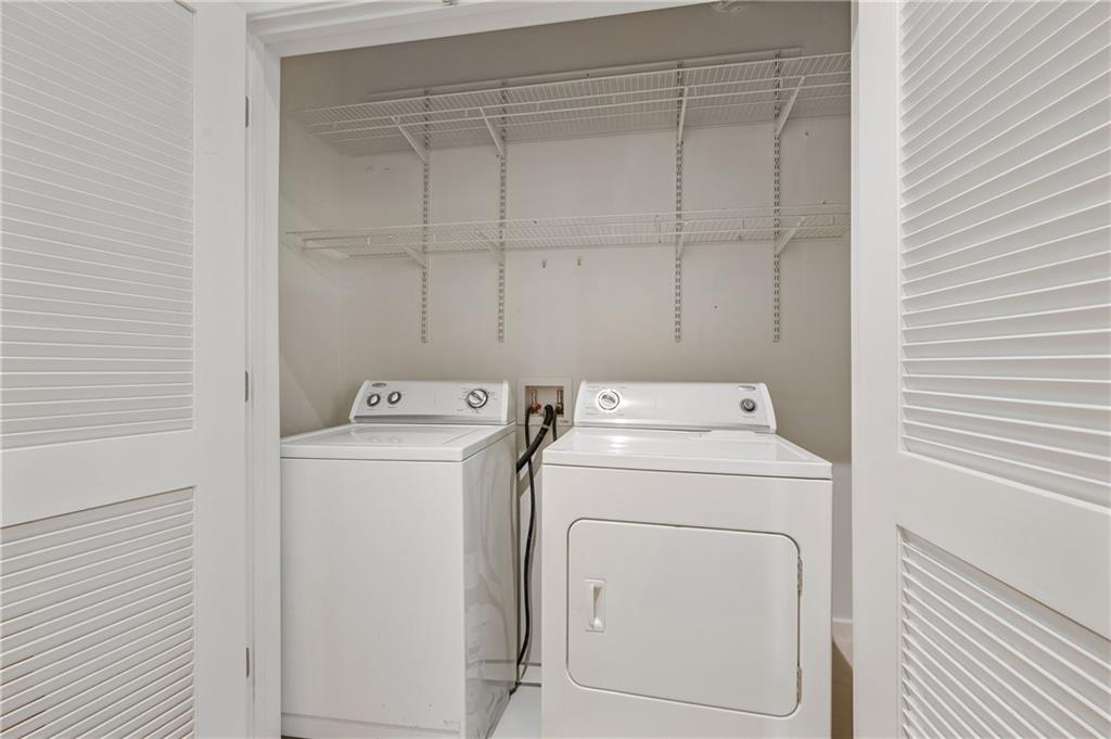400 W Peachtree Street NW Unit 2706