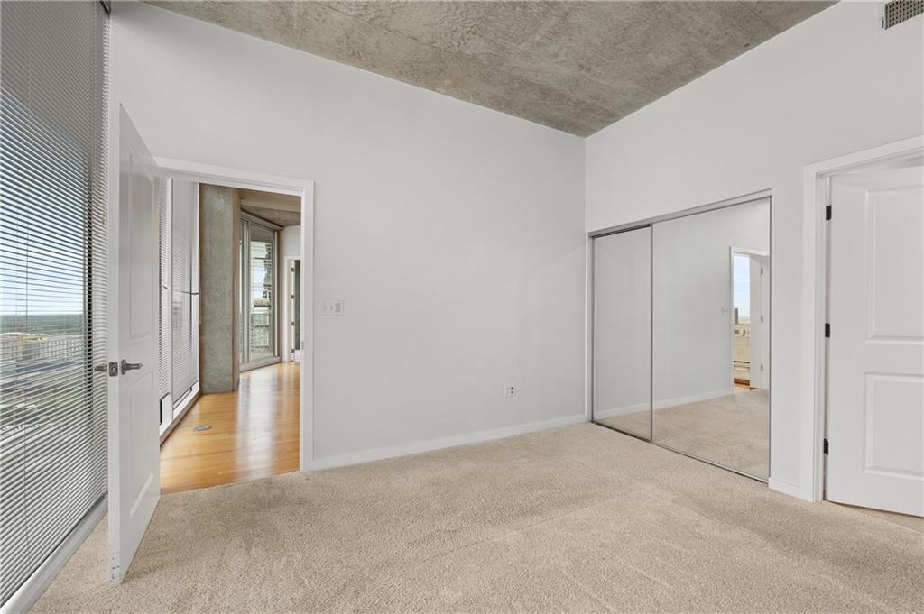 400 W Peachtree Street NW Unit 2706