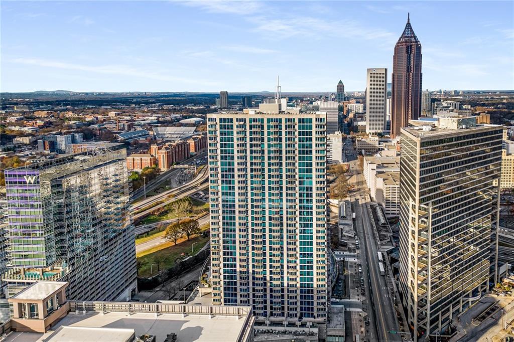 400 W Peachtree Street NW Unit 2706