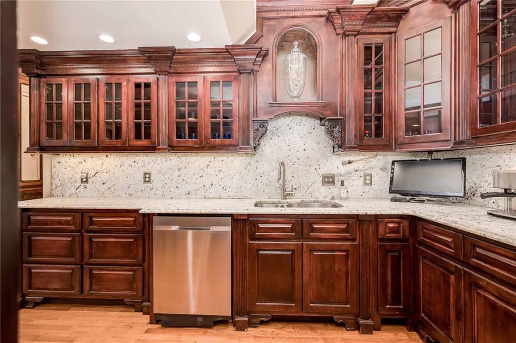 2840 Peachtree Road NW Unit 202