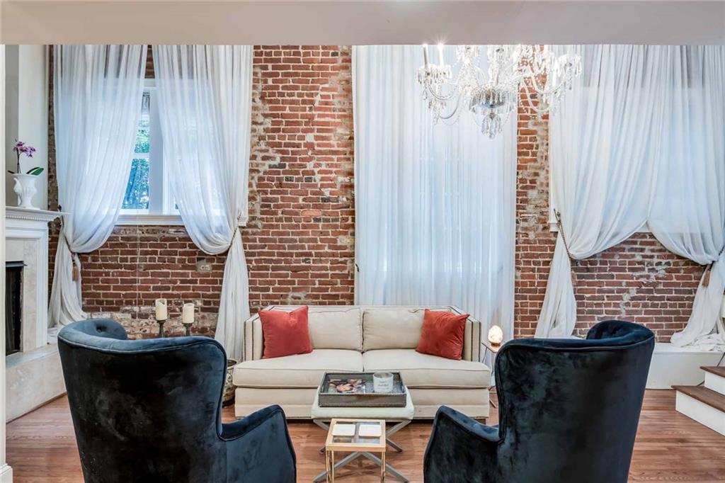 2840 Peachtree Road NW Unit 202