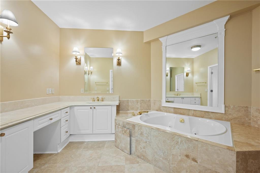 3334 Peachtree Road NE Unit 1902