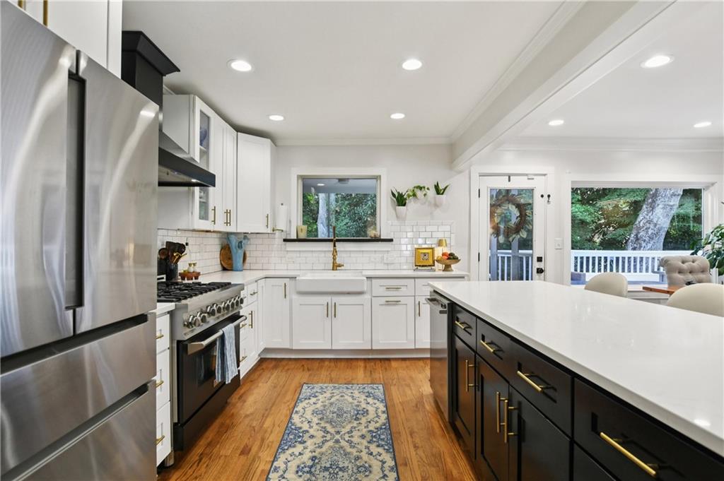 2035 Fairhaven Circle NE