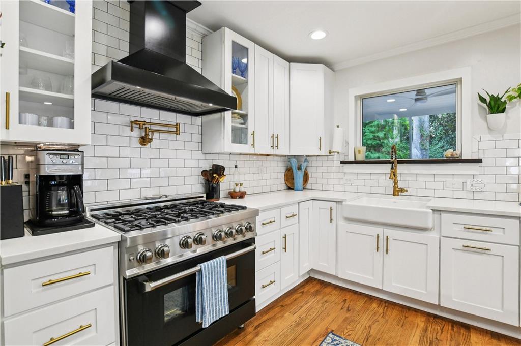 2035 Fairhaven Circle NE