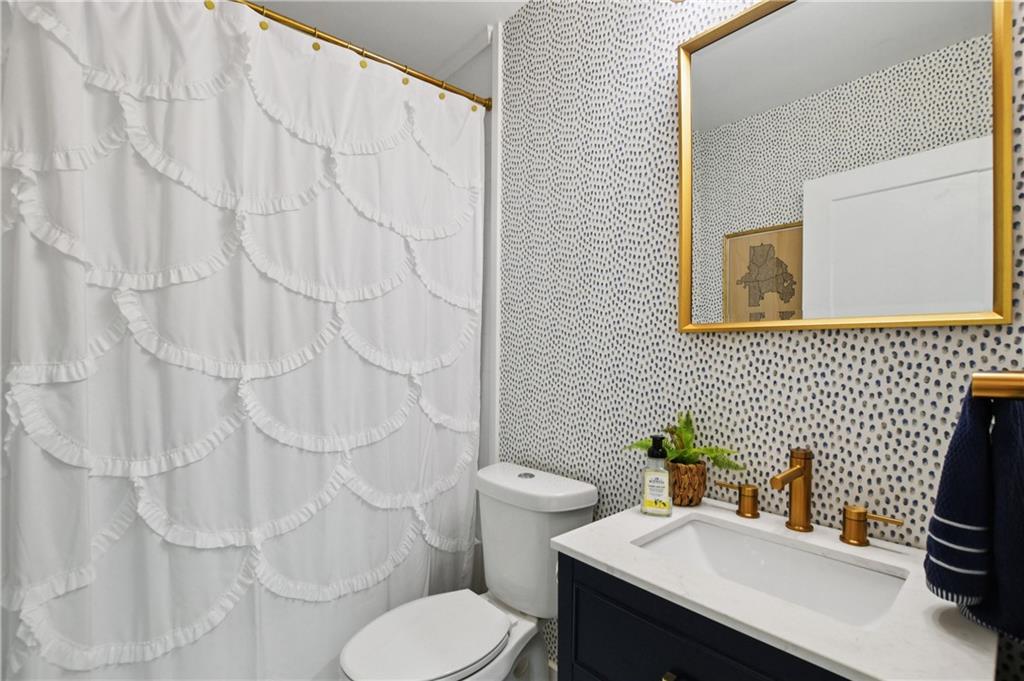 2035 Fairhaven Circle NE