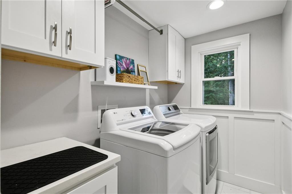 2035 Fairhaven Circle NE