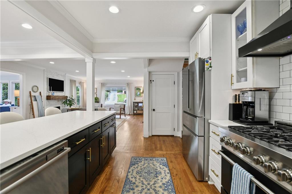 2035 Fairhaven Circle NE