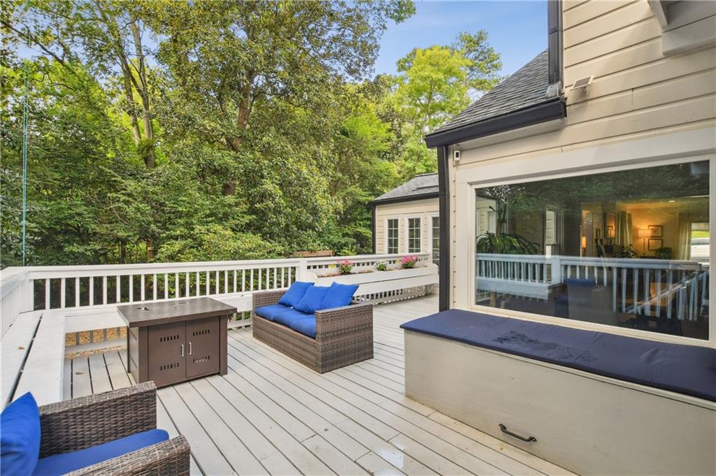 2035 Fairhaven Circle NE