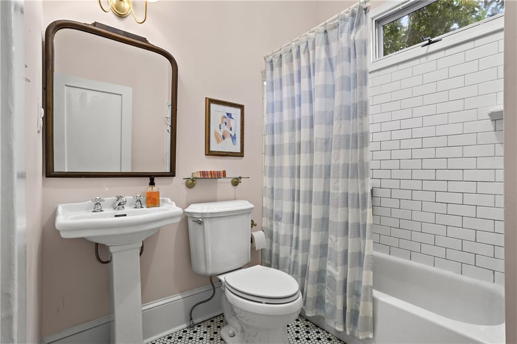 1139 Berne Street SE