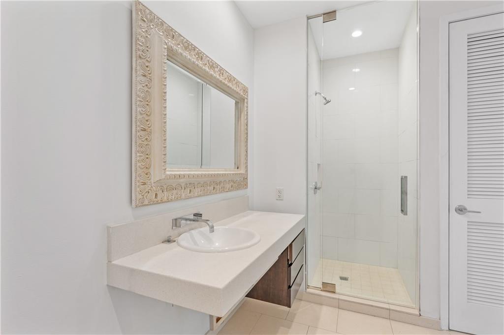 45 Ivan Allen Jr Boulevard Unit 2005