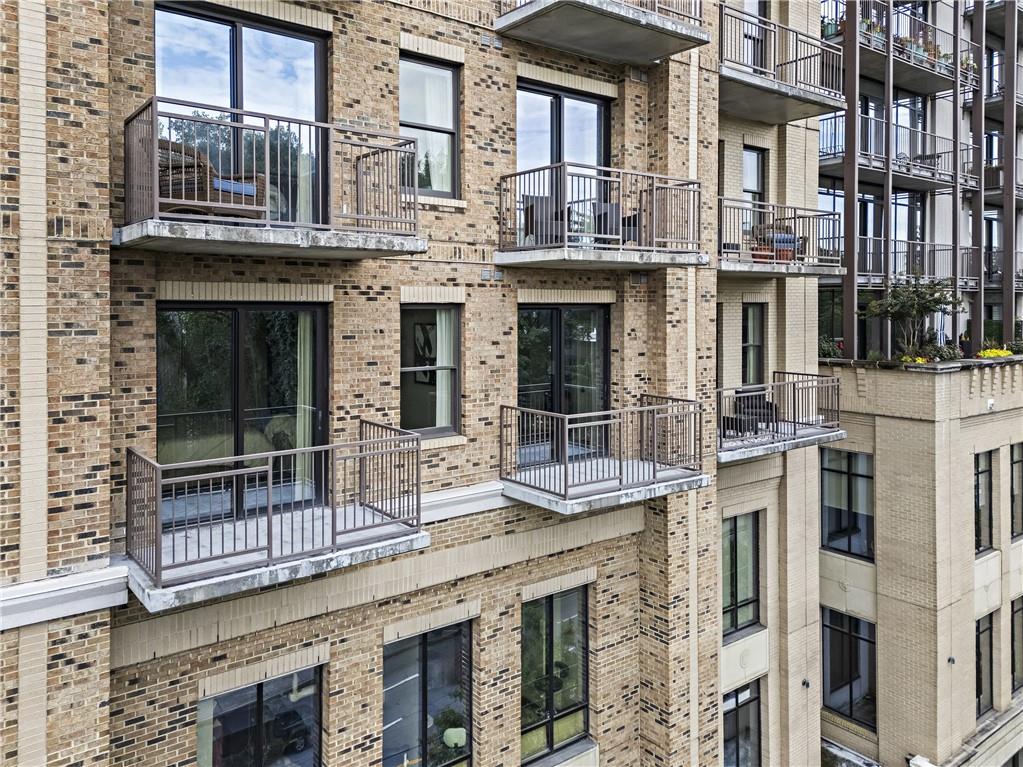 2233 Peachtree Road NE Unit 402