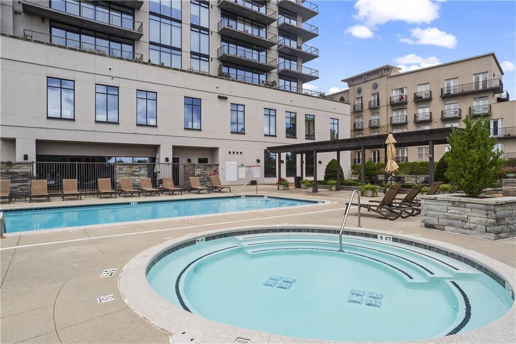 2233 Peachtree Road NE Unit 402