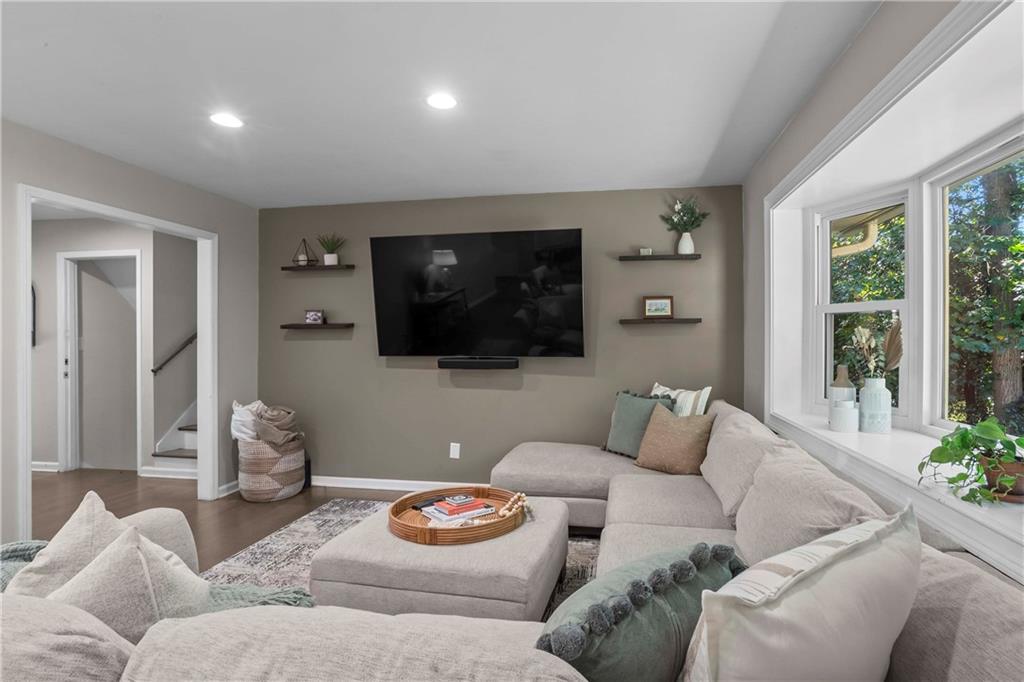4320 Bethesda Trail