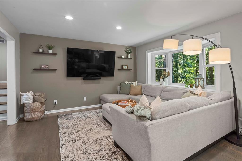 4320 Bethesda Trail
