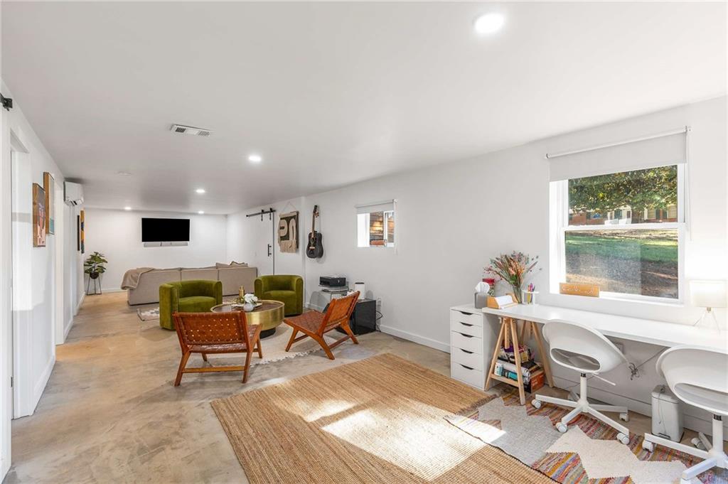 3462 S Sherwood Road SE