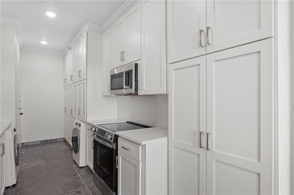 2575 Peachtree Road NE Unit 22A