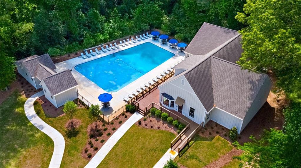 2076 Patterson Park Road