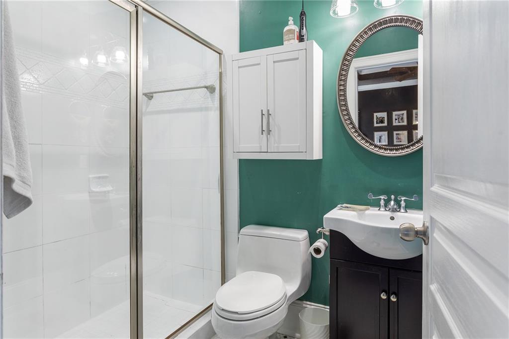 742 Pearce Street SW