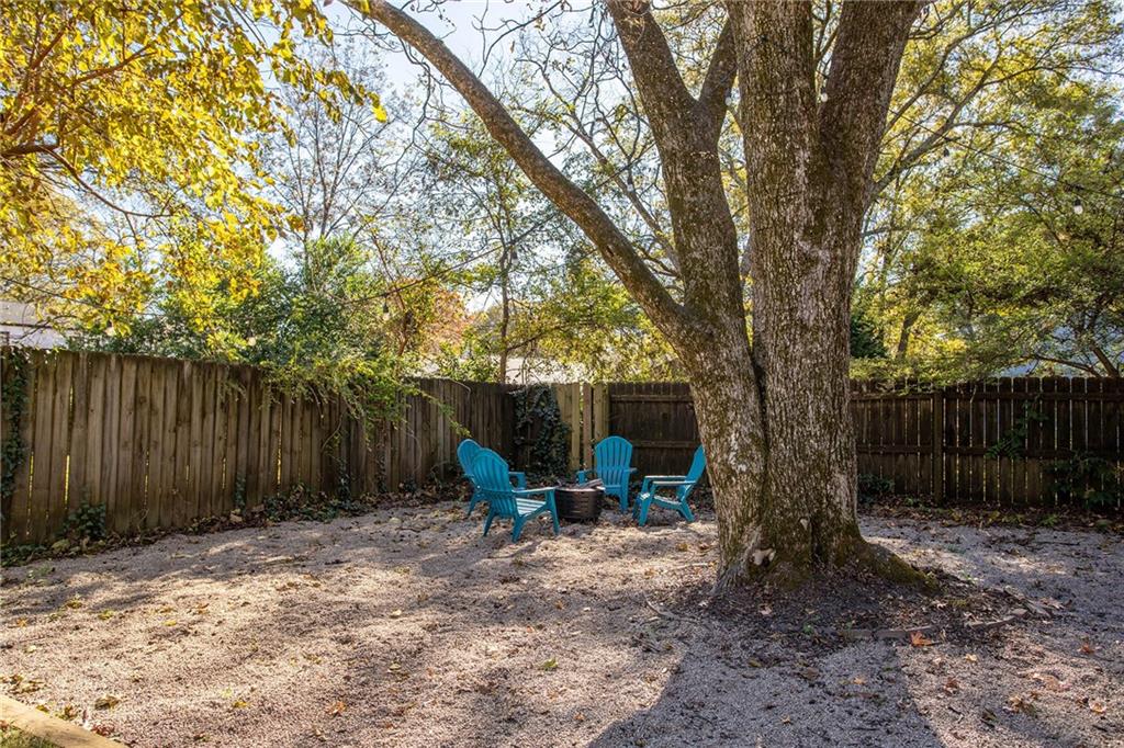 742 Pearce Street SW