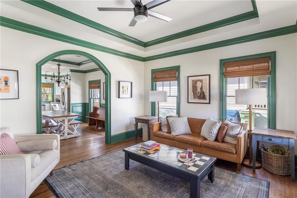 742 Pearce Street SW