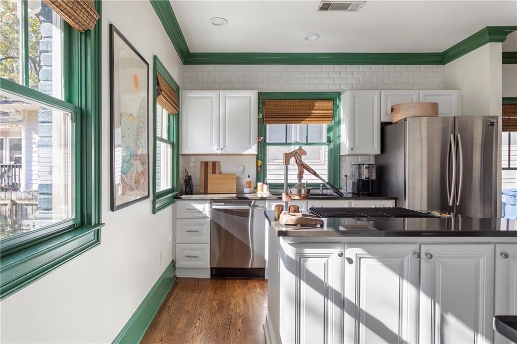 742 Pearce Street SW