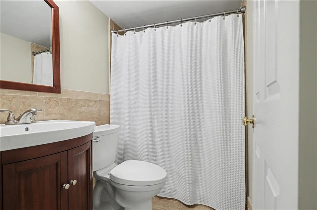 6690 Castleton Drive NW