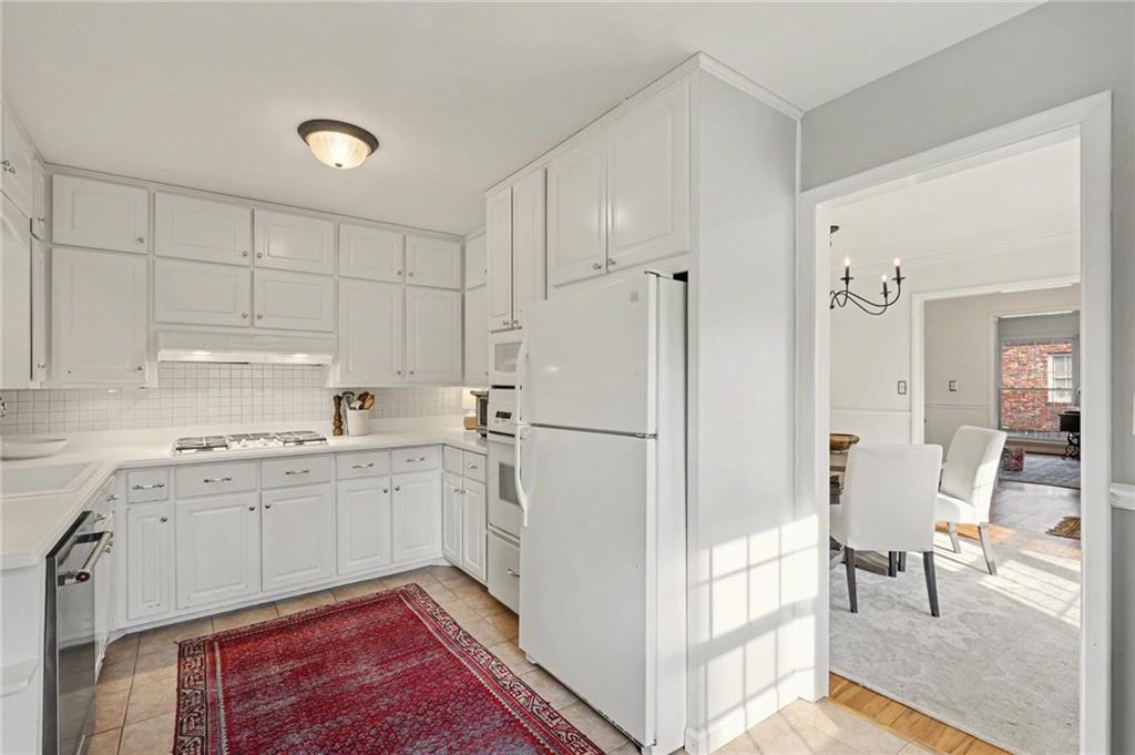 6690 Castleton Drive NW