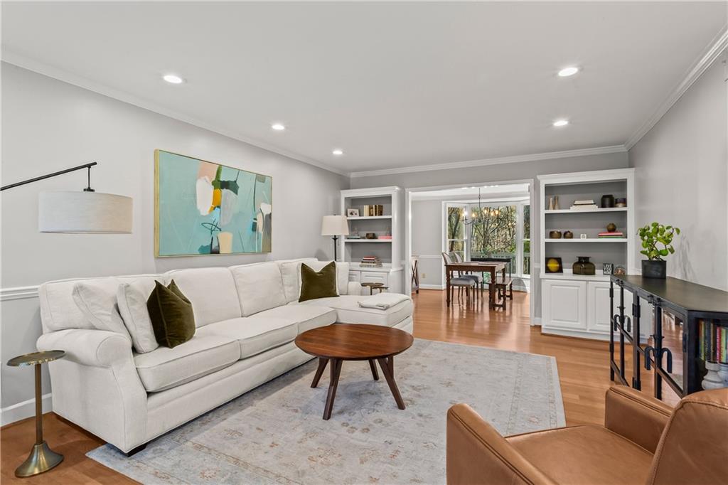 1155 Morningside Place NE