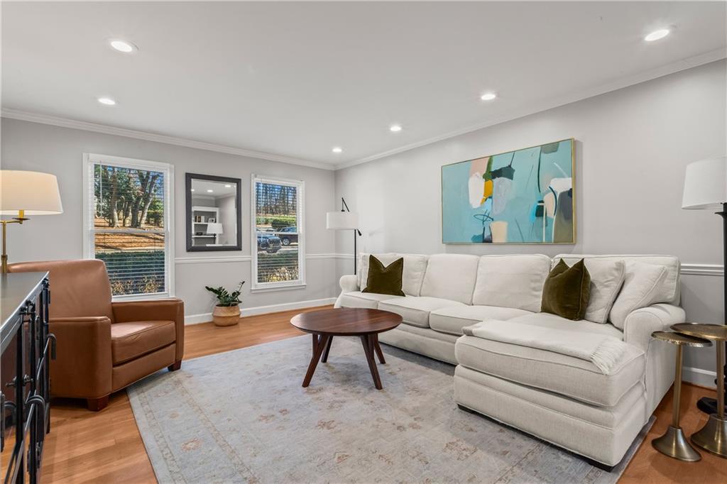 1155 Morningside Place NE