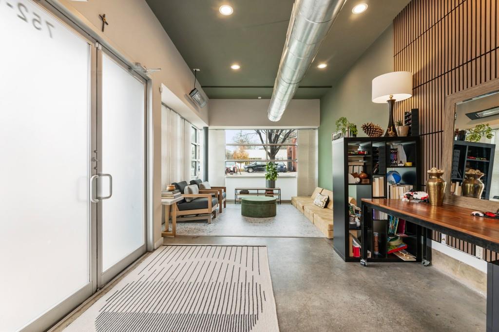 752 Moreland Avenue SE Unit 8