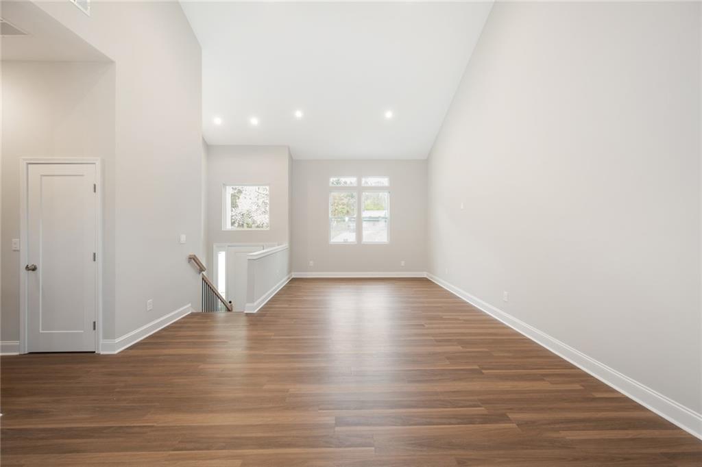 2295 Brandon Court NE