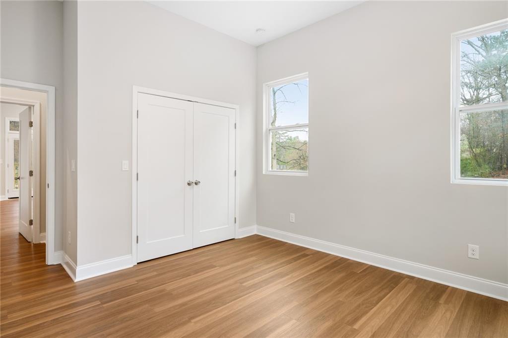 2295 Brandon Court NE