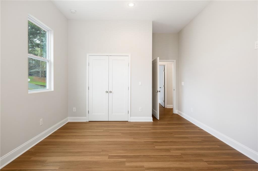 2295 Brandon Court NE