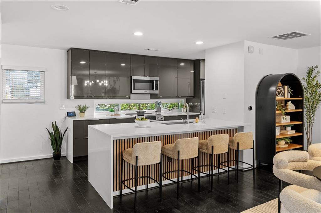 920 Memorial Drive SE Unit 23
