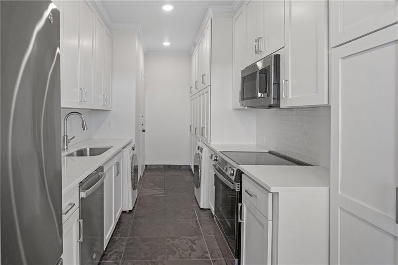 2575 Peachtree Road NE Unit 22A