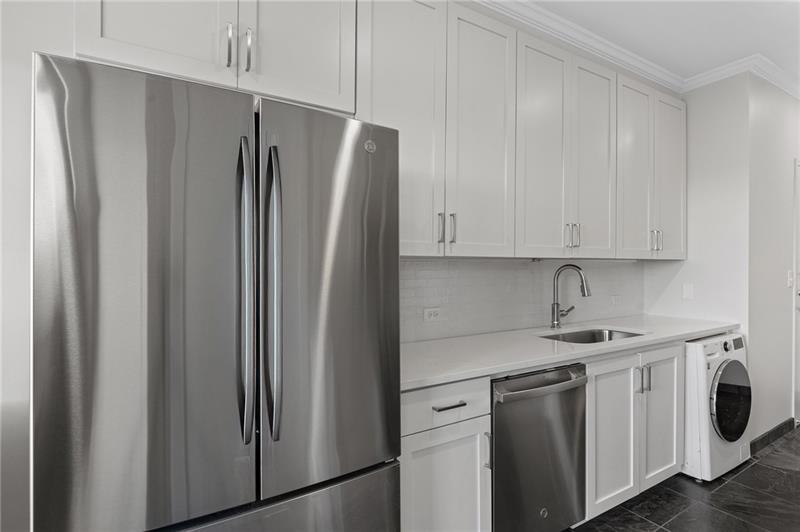 2575 Peachtree Road NE Unit 22A