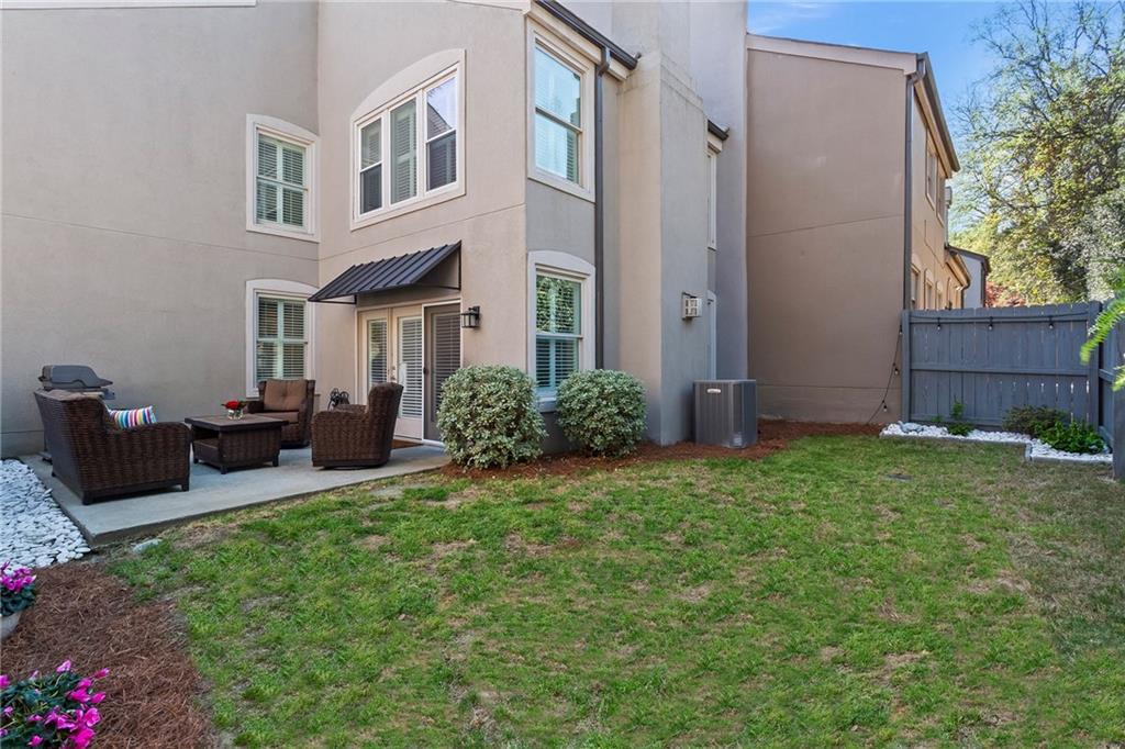 2914 Lenox Road NE Unit 18