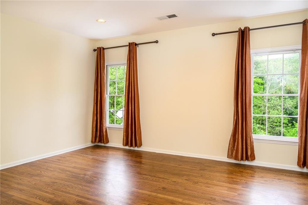 1034 Saint James Crossing
