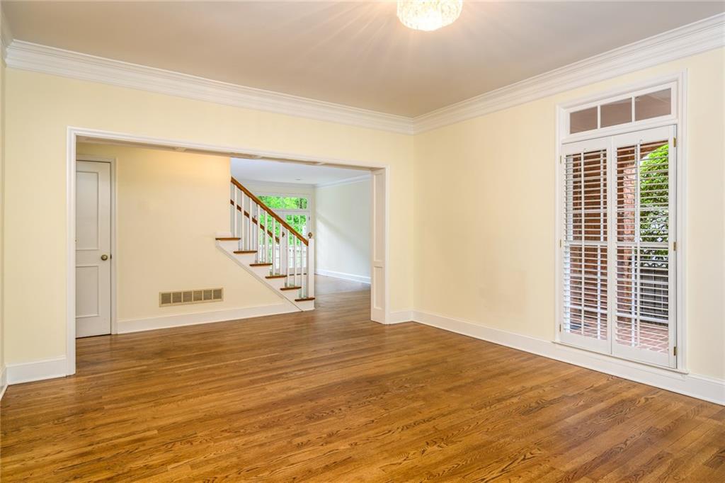 1034 Saint James Crossing