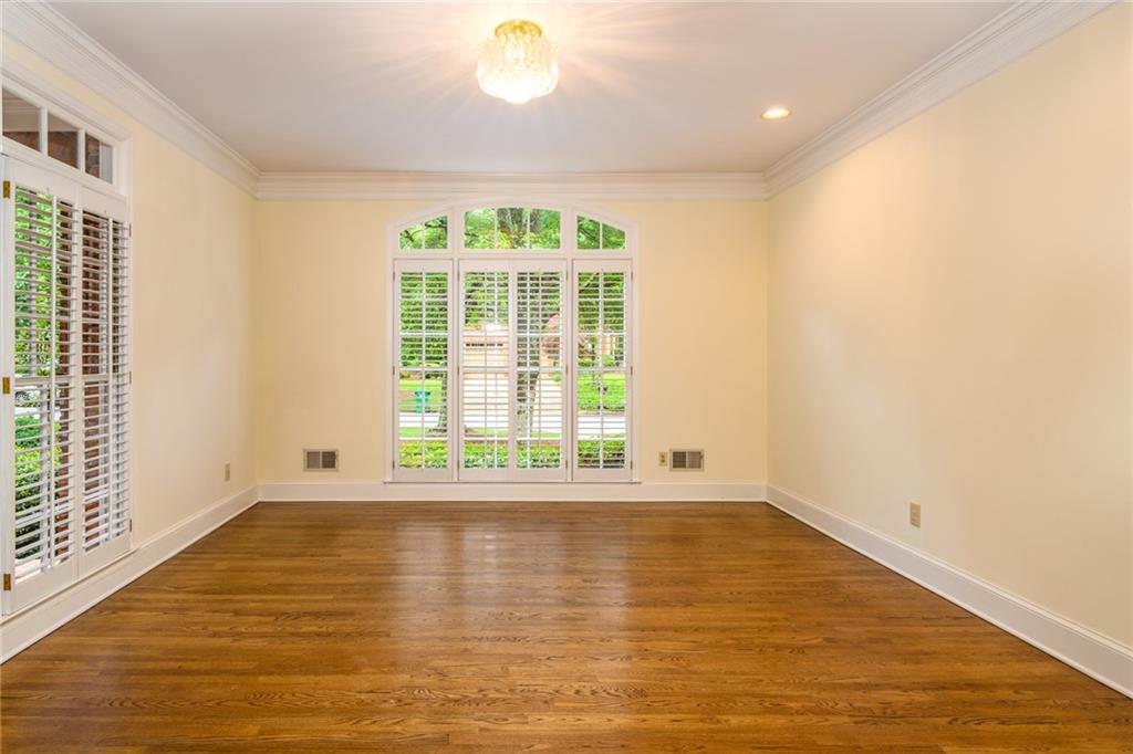 1034 Saint James Crossing