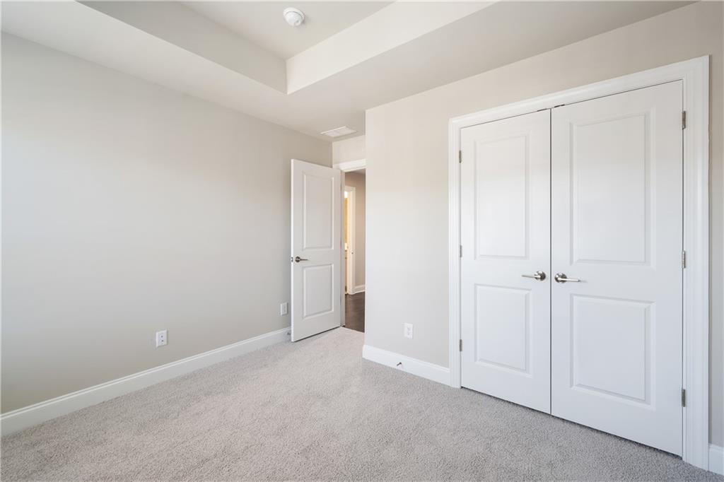 1758 Samantha Bend