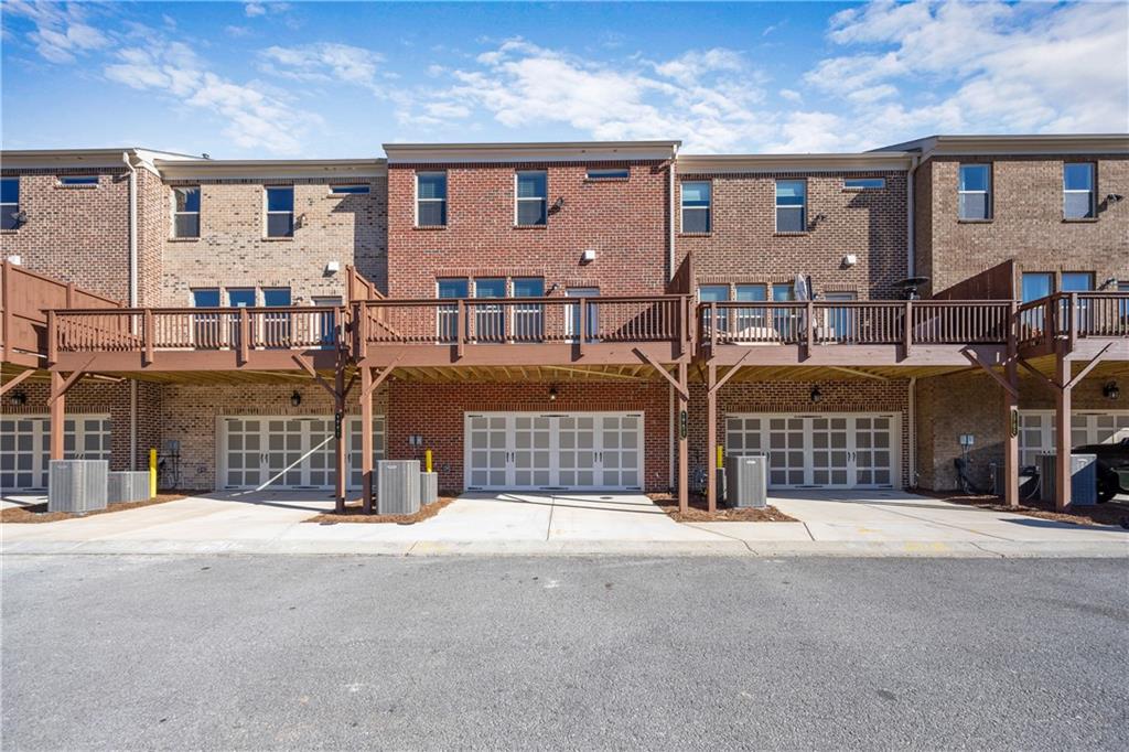 1758 Samantha Bend