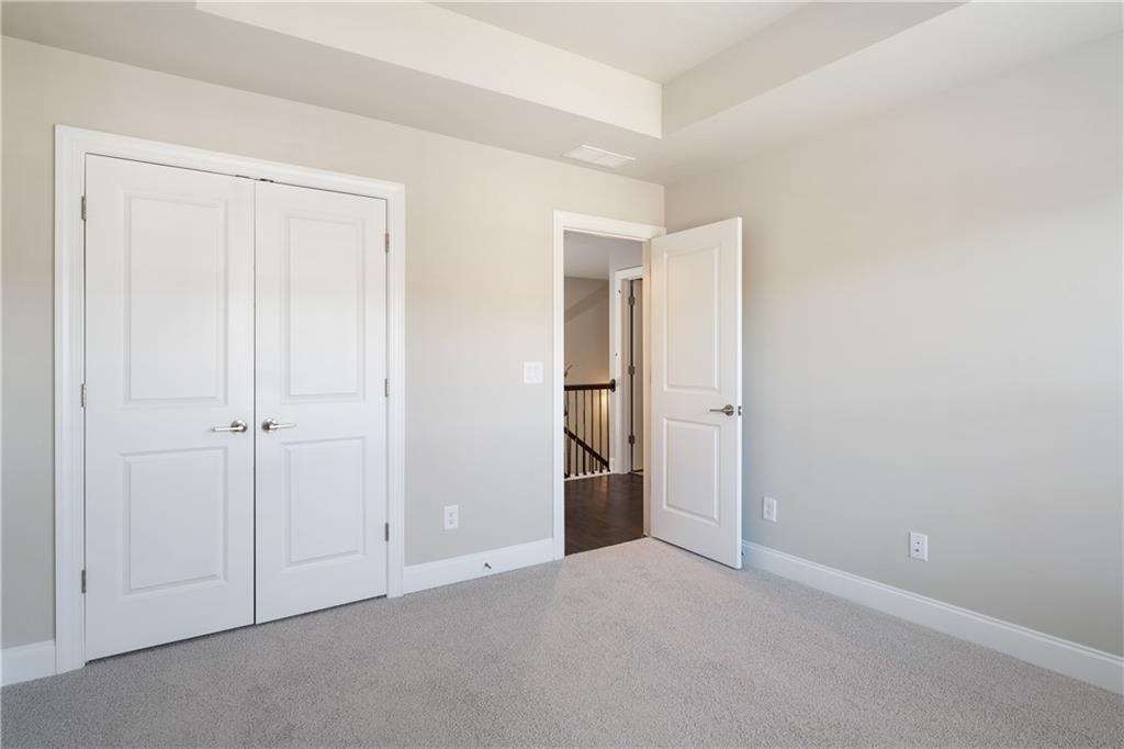 1758 Samantha Bend