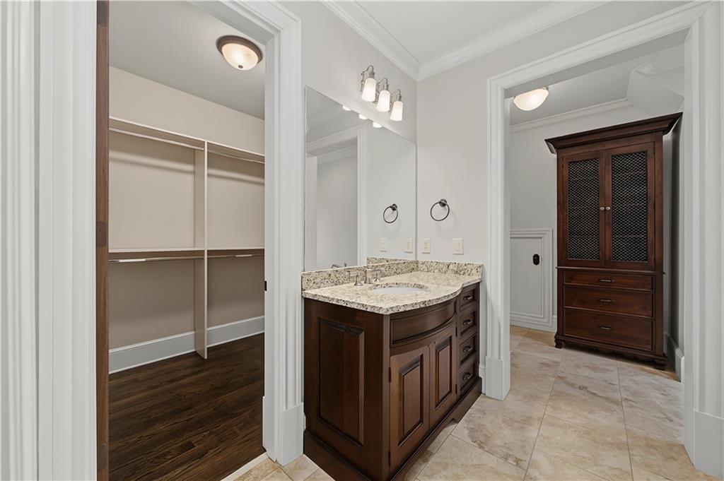 110 Mount Paran Road NW