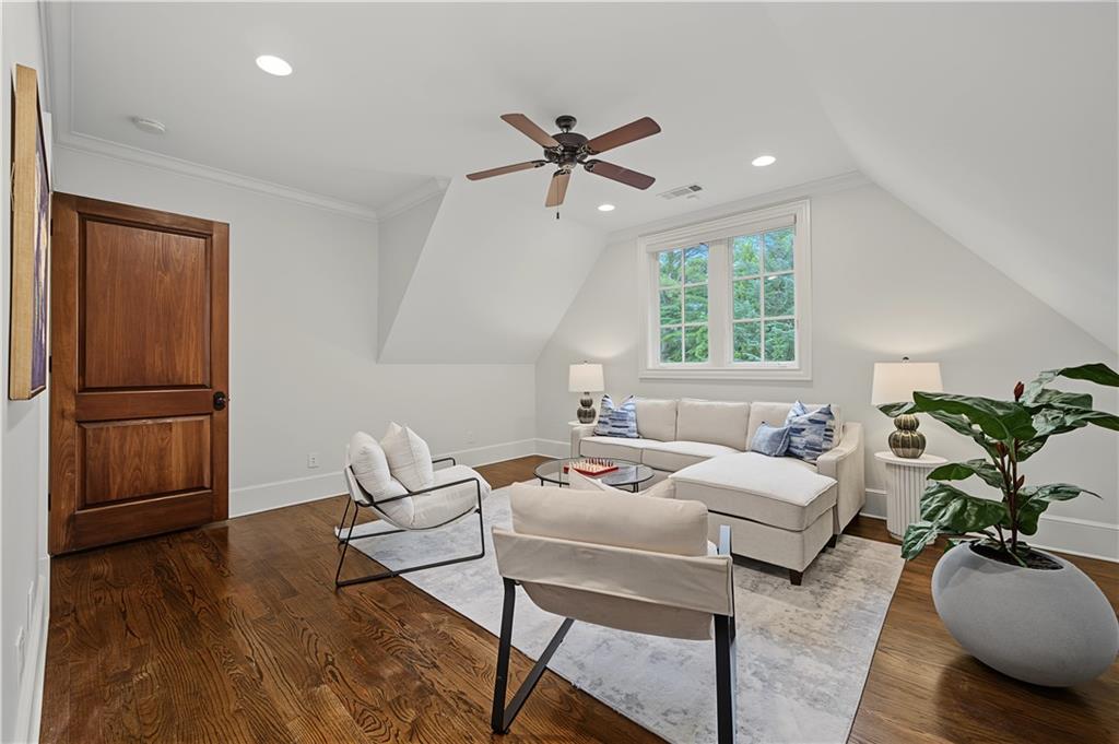 110 Mount Paran Road NW